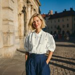 KATOENEN VOILE KRINKEL EMBROIDERY BLOEMEN - GEBROKEN WIT - fijne katoen