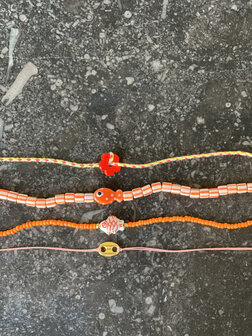 DIY pakket 4 armbandjes in oranje