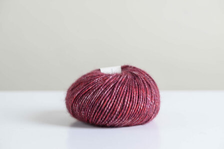 Lalouknits - Fluff colour alpaca 610 Dark red