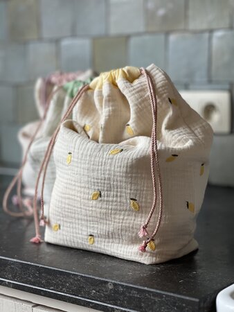 Naaipakket trekkoordzakje Rino