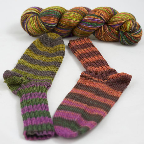 Kremke Lazy lion sock yarn 008