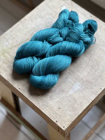 Julija verft single merino Kelly