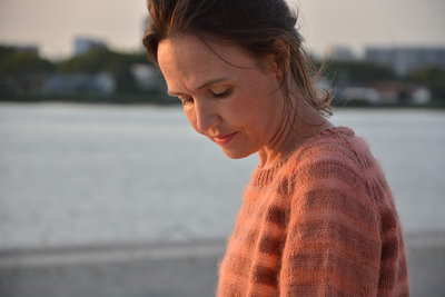 Raglan trui met streepjes