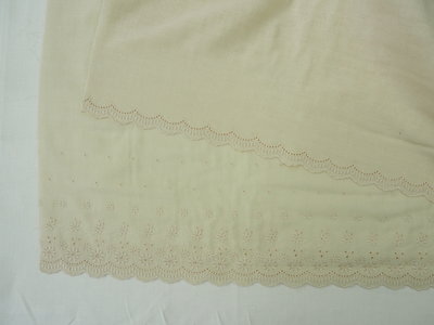 Broderie creme