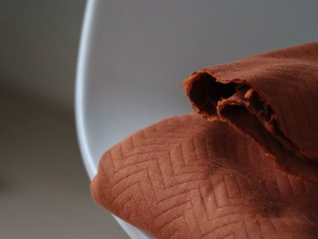 organic chevron quilt rust - sweater