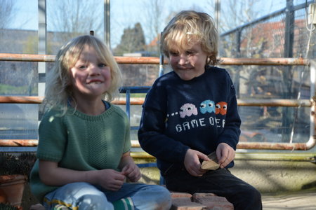 Breipakketje groen T-shirt in rijstpapsteek