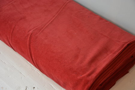 dark red - corduroy fine