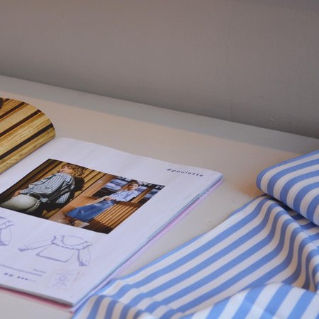 wit/blauw strepen - viscose