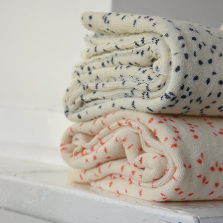 spons druppeltjes blauw - spons