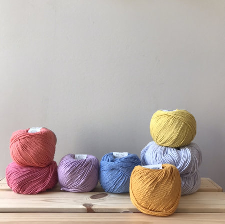 Haakpakket grote jute draagtas in zomerkleuren versie 4