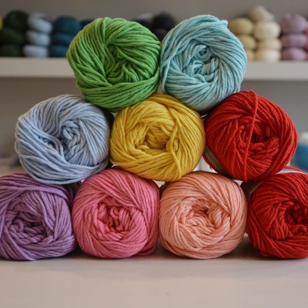 Haakpakket medium draagtas (in kleurrijke kleuren met rode hoofdkleur)