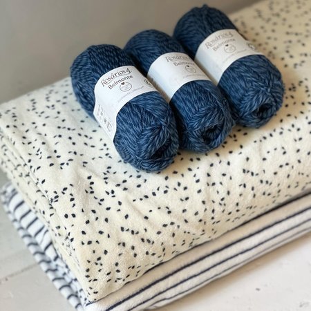 spons druppeltjes blauw - spons