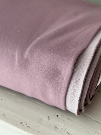 lila - sweater