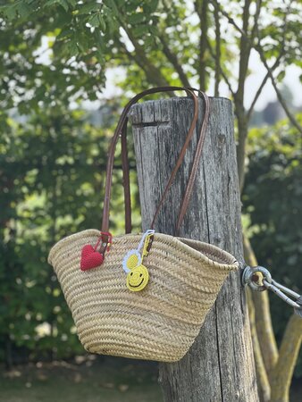Haakpakket bag charm (thema Moederdag)
